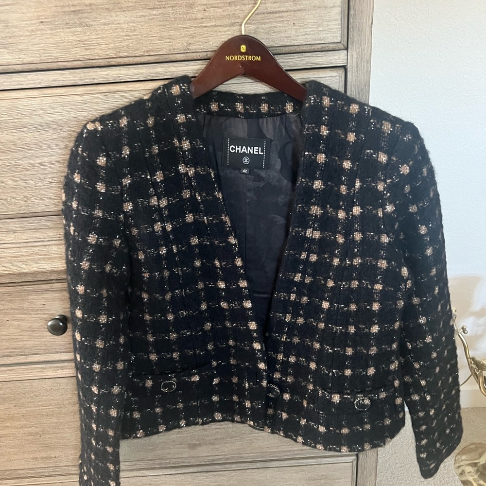 Chanel Black and Cream Checkered Tweed wool Blazer